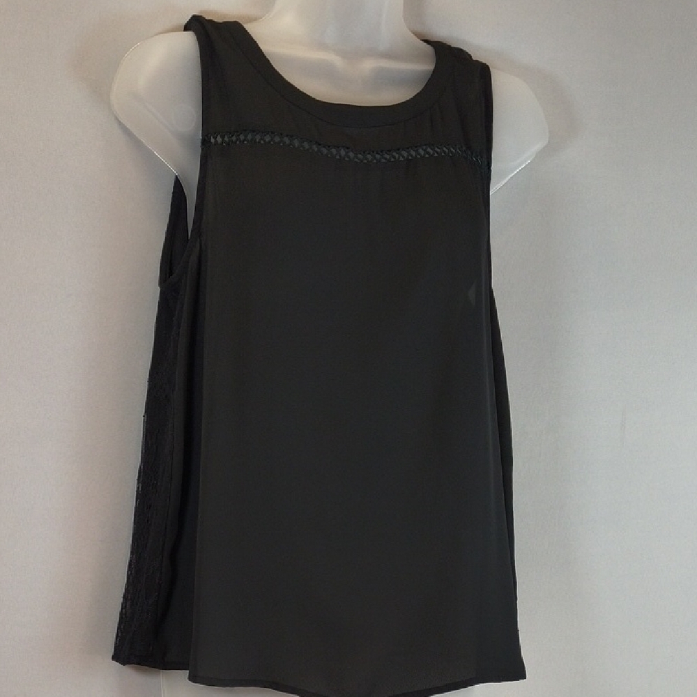 19 Cooper Women's Black Sleeveless Lace Back  Blouse Size M